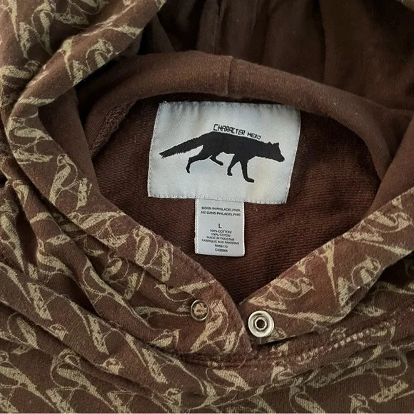 Urban Outfitters character hero All Over bird print brown hoodie - Picture 3 of 7